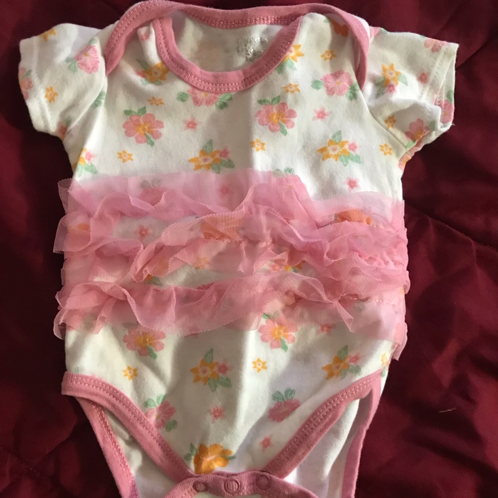 Onesie bundle - Picture 2 of 3
